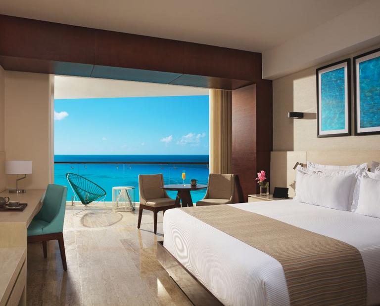 Altitude suite ocean front Krystal Grand® Cancún All Inclusive Hotel